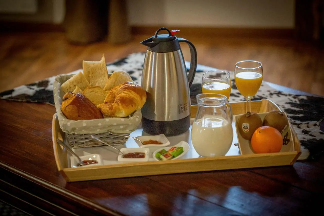 *** Couette-café Naturaform centre de bien-être et ses chambres d'hôtes Villeneuve-de-Rivière France